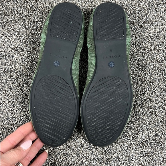 ROTHY’s Flats ~Sz 8~ - Picture 6 of 10